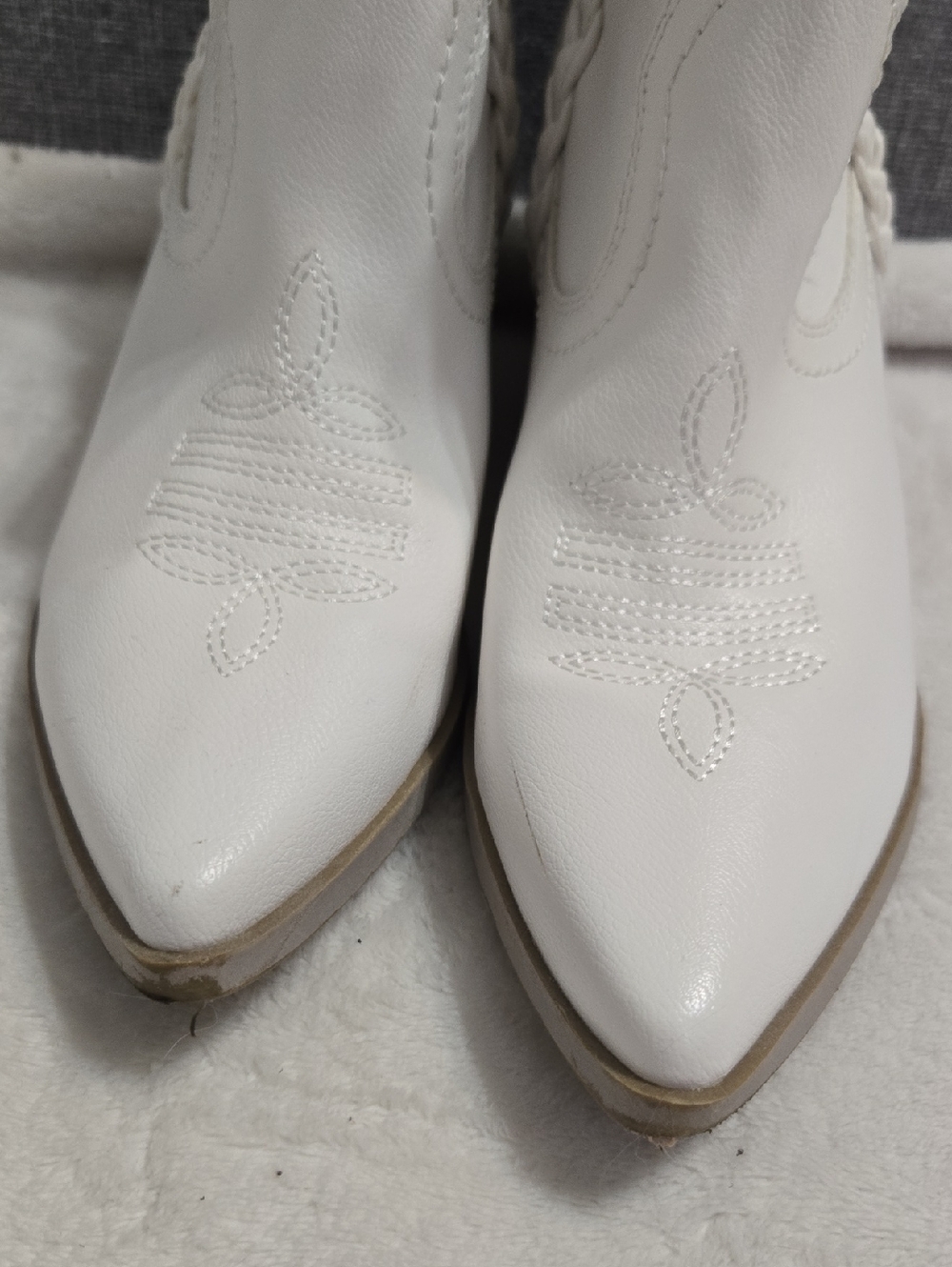 White Western Braided Mid-Calf Boots - Women's Fashion Boots Size 8 - Picture 5 of 6